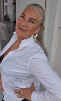 Lucia V.